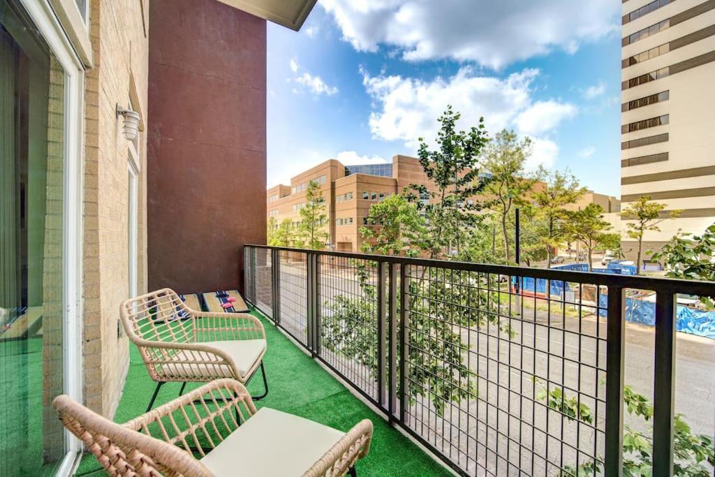 ヒューストンTrendy Downtown 1Bd/Freeparking/Wi-Fi/Poolアパートメント エクステリア 写真